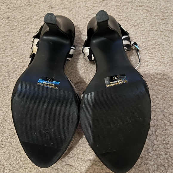 Black & White Satin Zebra Sandals - Picture 6 of 6